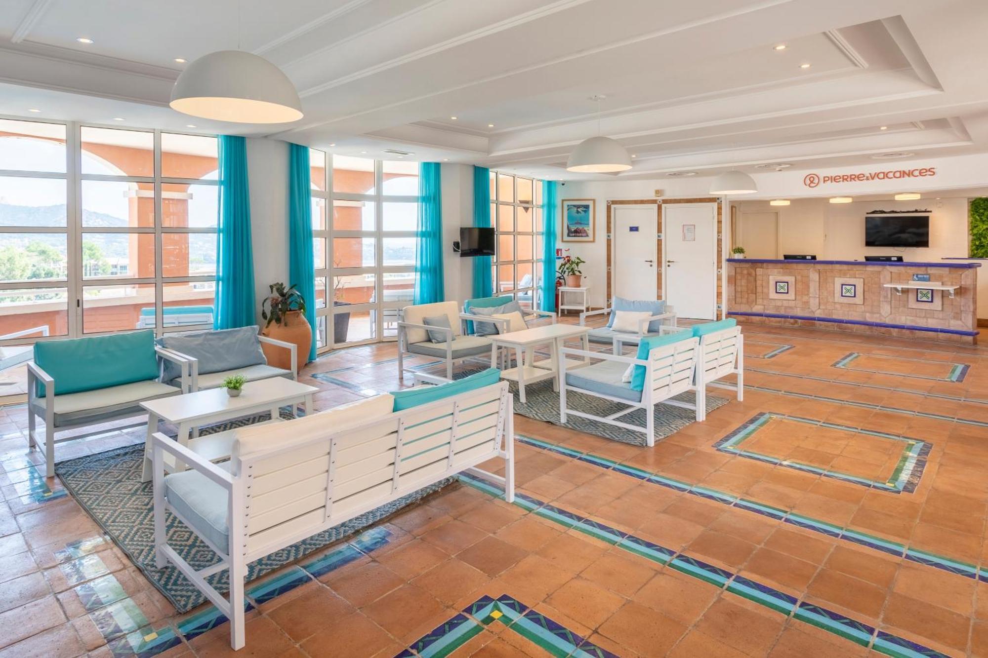 Hotel De L'Esterel Pierre & Vacances Saint-Raphaël المظهر الخارجي الصورة