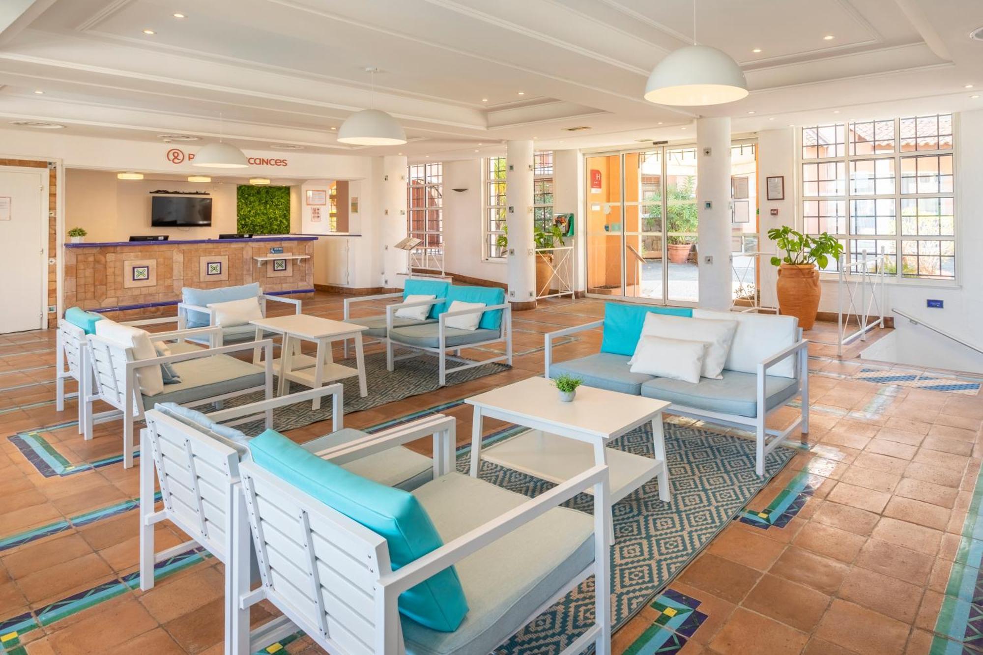 Hotel De L'Esterel Pierre & Vacances Saint-Raphaël المظهر الخارجي الصورة